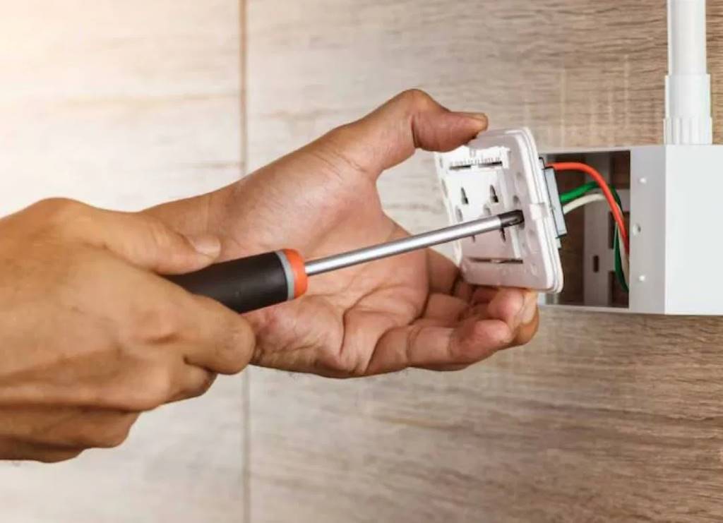 How to Identify and Replace a Faulty Light Switch